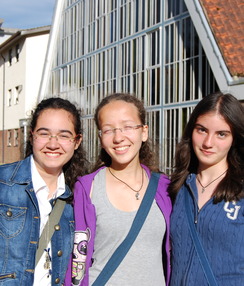 Language schools language courses learn English French German Spanish Italian Russian | Language School Chichester