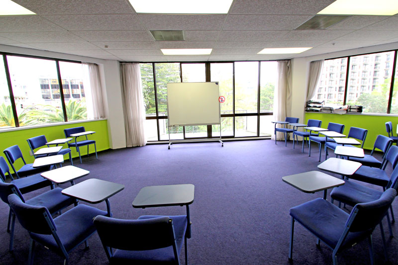 Auckland_EmptyClassroom